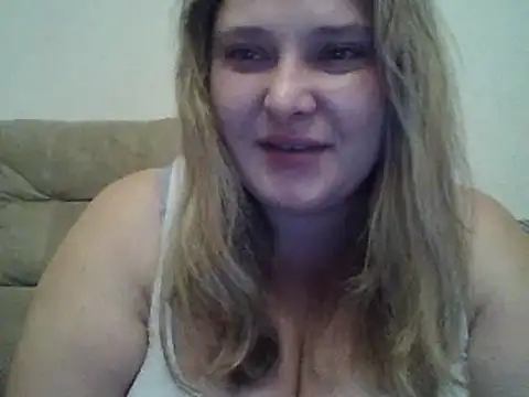 ParisMimi online show from 11/11/25, 09:15