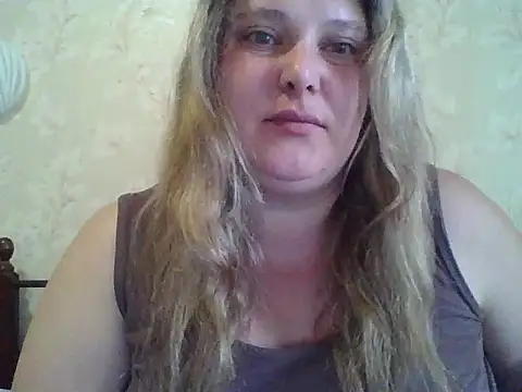 ParisMimi online show from 05/17/26, 06:57