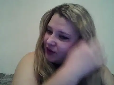 ParisMimi online show from 11/28/25, 08:36