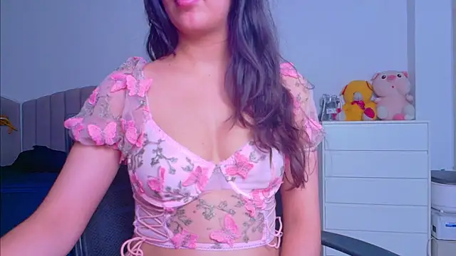 Snapshot of Aashika-Kaur chatting on 09/11/25, 04:12 Aashika-Kaur online show from 09/11/25, 04:12