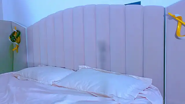 Aashika-Kaur online show from 01/14/26, 04:27