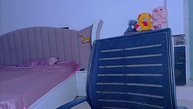 Aashika-Kaur online show from 11/29/25, 06:02