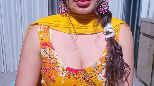 Aashika-Kaur online show from 06/02/26, 04:56