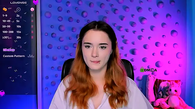 liana kisses online show from 11/26/25, 08:42