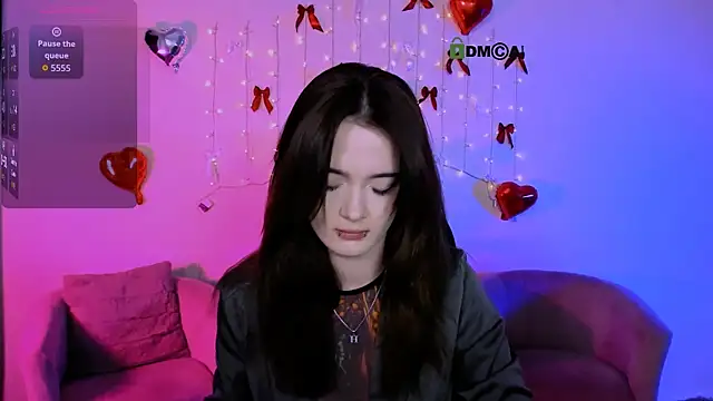 liana kisses online show from 03/31/26, 07:05