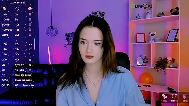 liana kisses online show from 04/11/26, 07:06