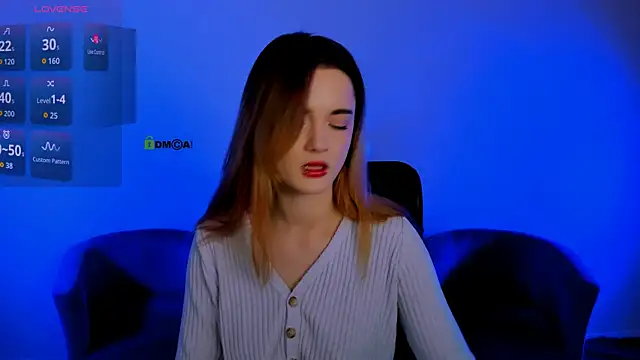 liana kisses online show from 12/16/25, 08:57