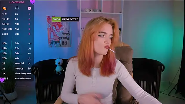 liana kisses online show from 03/18/25, 10:48