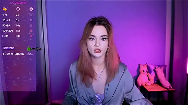liana kisses online show from 10/17/25, 07:59