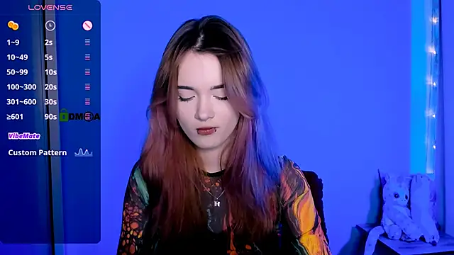 liana kisses online show from 10/05/25, 06:53
