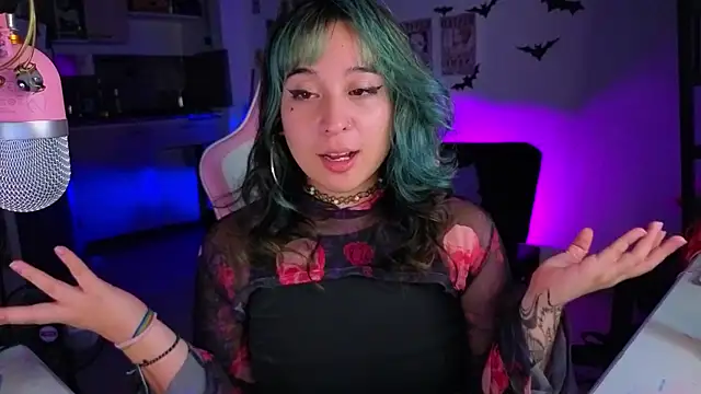 FernandaOrtegaaa online show from 11/19/25, 12:10