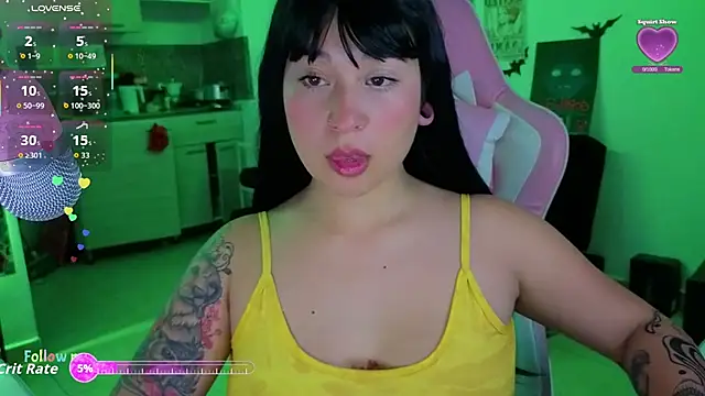 Snapshot of FernandaOrtegaaa chatting on 10/13/25, 12:12 FernandaOrtegaaa online show from 10/13/25, 12:12