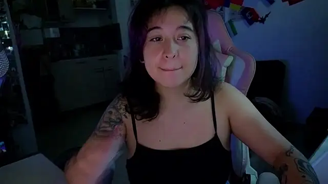 Snapshot of FernandaOrtegaaa chatting on 06/23/26, 05:00 FernandaOrtegaaa online show from 06/23/26, 05:00