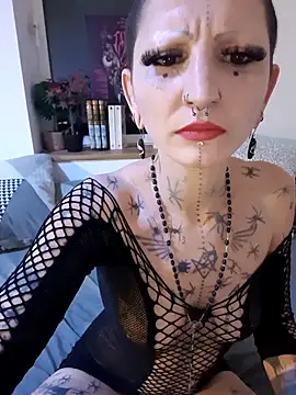 ValeryCrowley14 online show from 03/19/26, 09:09