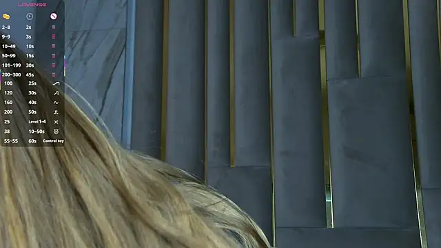 LeslieMines online show from 12/01/25, 05:52