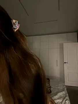 WildOrchid online show from 11/08/25, 08:45