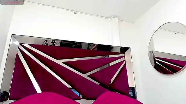 BarbaraKnox  online show from 06/11/26, 06:16