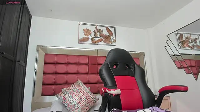 BarbaraKnox  online show from 06/26/26, 06:03