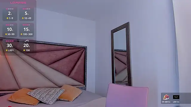 BarbaraKnox  online show from 11/11/25, 12:05