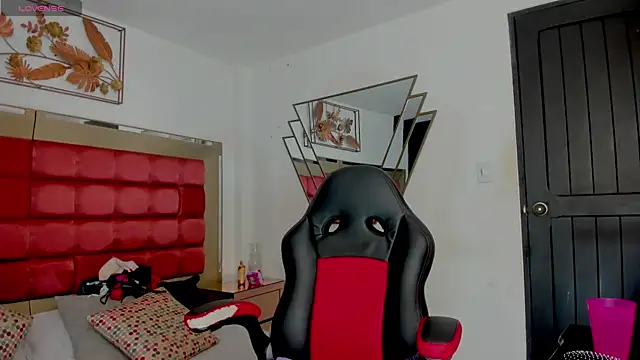 BarbaraKnox  online show from 05/15/26, 06:17