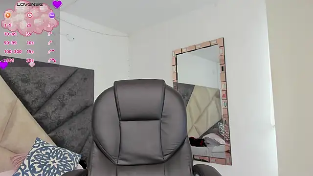 BarbaraKnox  online show from 07/16/26, 06:05