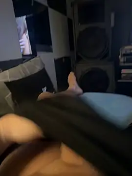 MatthewEmme online show from 11/04/25, 02:32