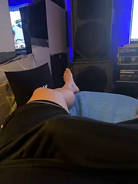 MatthewEmme online show from 12/21/25, 03:57