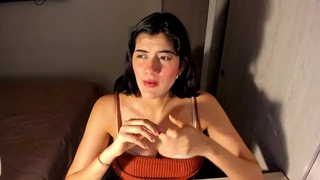 misstoya online show from 06/01/26, 03:29
