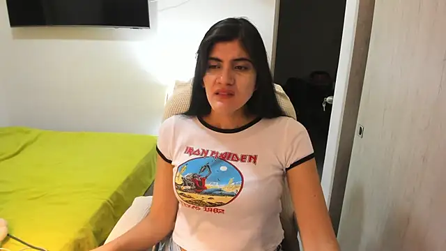 misstoya online show from 11/01/25, 01:34