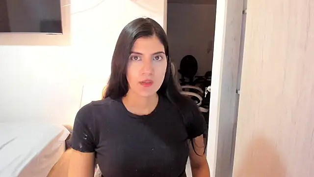 Snapshot of misstoya chatting on 09/10/25, 01:15 misstoya online show from 09/10/25, 01:15