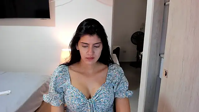 Snapshot of misstoya chatting on 09/15/25, 04:40 misstoya online show from 09/15/25, 04:40