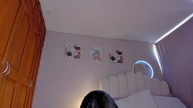 Snapshot of martinaaricci chatting on 11/15/25, 01:59 martinaaricci online show from 11/15/25, 01:59