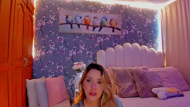 martinaaricci online show from 04/20/26, 04:19