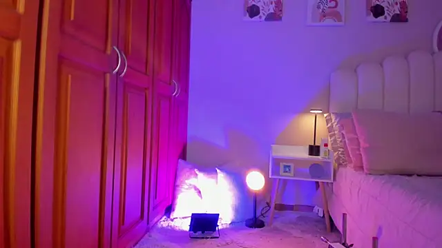 martinaaricci online show from 02/23/26, 02:06