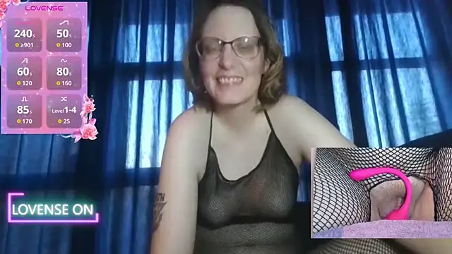 PernillaGirl online show from 05/07/26, 06:22