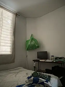 Snapshot of culitotragon24 chatting on 04/14/26, 10:15 culitotragon24 online show from 04/14/26, 10:15