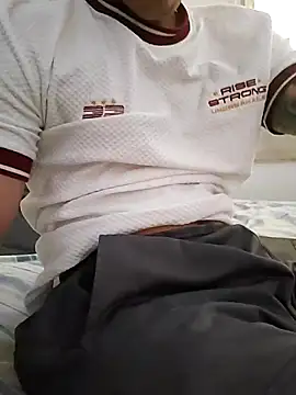 Snapshot of culitotragon24 chatting on 01/18/26, 07:28 culitotragon24 online show from 01/18/26, 07:28