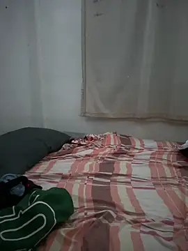 Snapshot of culitotragon24 chatting on 02/12/26, 04:23 culitotragon24 online show from 02/12/26, 04:23