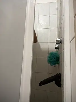 Snapshot of culitotragon24 chatting on 02/18/26, 07:39 culitotragon24 online show from 02/18/26, 07:39