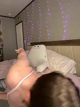Sweetdee222x online show from 09/10/25, 10:31