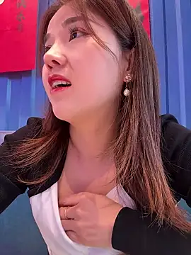 Efangfang online show from 03/08/25, 06:32