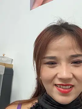 Efangfang online show from 09/15/25, 06:58