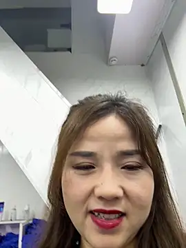 Efangfang online show from 03/05/25, 07:05