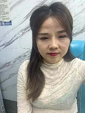 Efangfang online show from 03/09/25, 11:58