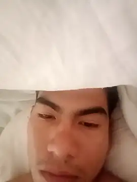 leyel00155 online show from 12/21/25, 01:57