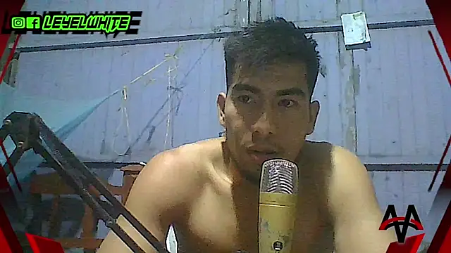 leyel00155 online show from 10/10/25, 05:19