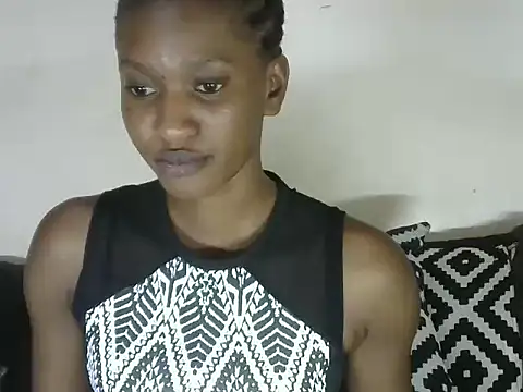 Snapshot of Pretty-emmie chatting on 03/12/25, 08:09 Pretty-emmie online show from 03/12/25, 08:09