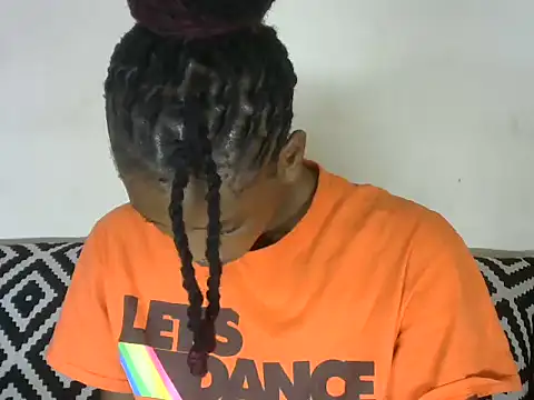 Snapshot of Pretty-emmie chatting on 03/06/25, 08:16 Pretty-emmie online show from 03/06/25, 08:16