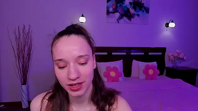 Snapshot of StaceySunny chatting on 03/10/26, 05:28 StaceySunny online show from 03/10/26, 05:28