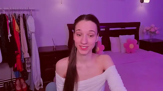 StaceySunny online show from 02/16/26, 05:11